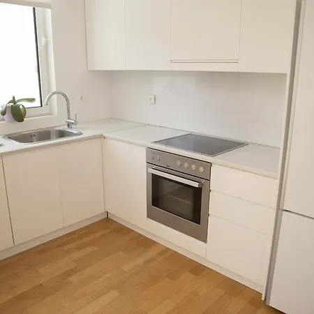 Apartman Infinity White Complex By Gk